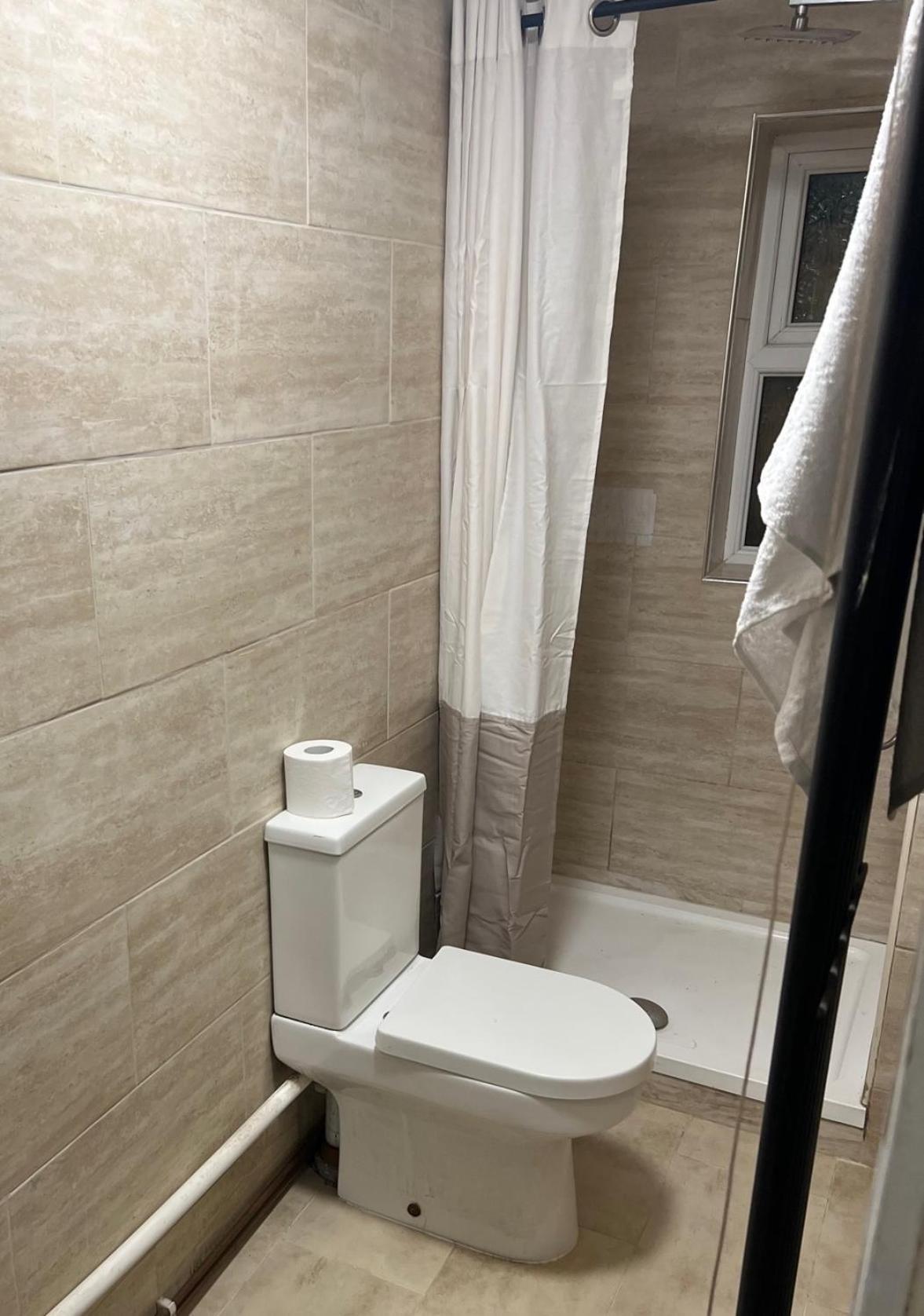 New Flat, Own Bathroom, Sitting Room & Large Bedroom - Walsall Bescot 外观 照片